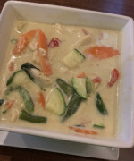 #whatsfordinner #diningout One of my all time favorites... Green Curry Chicken, Spice 3... no rice.
