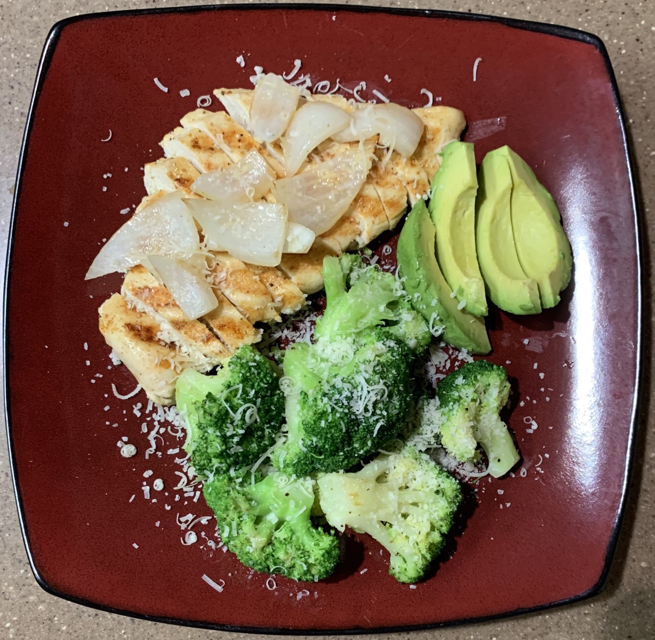<a class="bx-tag" rel="tag" href="https://streetloc.com/view-channel-profile/whatsfordinner"><s>#</s><b>whatsfordinner</b></a> Grilled Chicken with Onions, Parmesan Broccoli, and Avocado