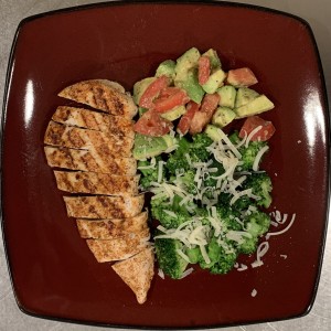 <a class="bx-tag" rel="tag" href="https://streetloc.com/view-channel-profile/whatsfordinner"><s>#</s><b>whatsfordinner</b></a> Grilled Chicken, Steamed Broccoli tossed in Butter with Parmesan, Avocado and Tomato Salad