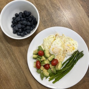 <a class="bx-tag" rel="tag" href="https://streetloc.com/view-channel-profile/whatsforbreakfast"><s>#</s><b>whatsforbreakfast</b></a> Back at out-of-town work, I definitely have my go-to breakfast staples, but I mix it up a little. This time with some extra asparagus and tossing in a few tomatoes with my avocado. <a class="bx-tag" rel="tag" href="https://streetloc.com/view-channel-profile/healthyeats"><s>#</s><b>healthyeats</b></a> <a class="bx-tag" rel="tag" href="https://streetloc.com/view-channel-profile/healthymito"><s>#</s><b>healthymito</b></a> <a class="bx-tag" rel="tag" href="https://streetloc.com/view-channel-profile/ketofriendly"><s>#</s><b>ketofriendly</b></a>