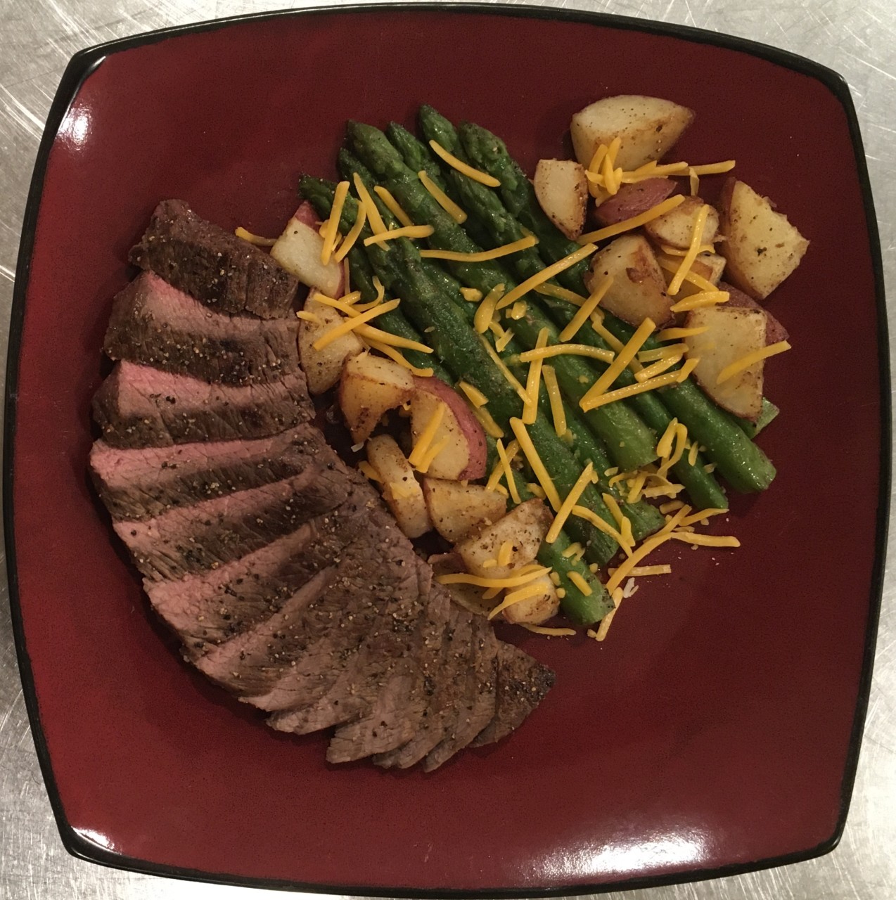 <a class="bx-tag" rel="tag" href="https://streetloc.com/view-channel-profile/whatsfordinner"><s>#</s><b>whatsfordinner</b></a> Iron Skillet Steak, Asparagus, and Red Potato sprinkled with Cheddar