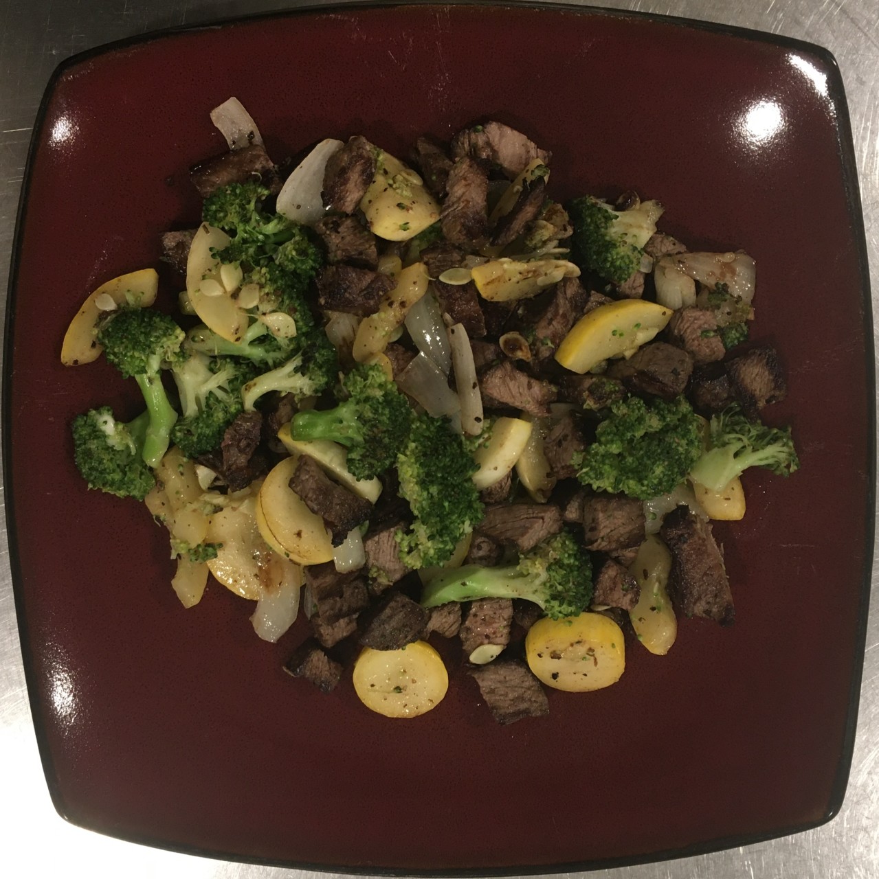 <a class="bx-tag" rel="tag" href="https://streetloc.com/view-channel-profile/whatsfordinner"><s>#</s><b>whatsfordinner</b></a> Grilled Steak served with Sautéed Onion, Yellow Squash, and Broccoli